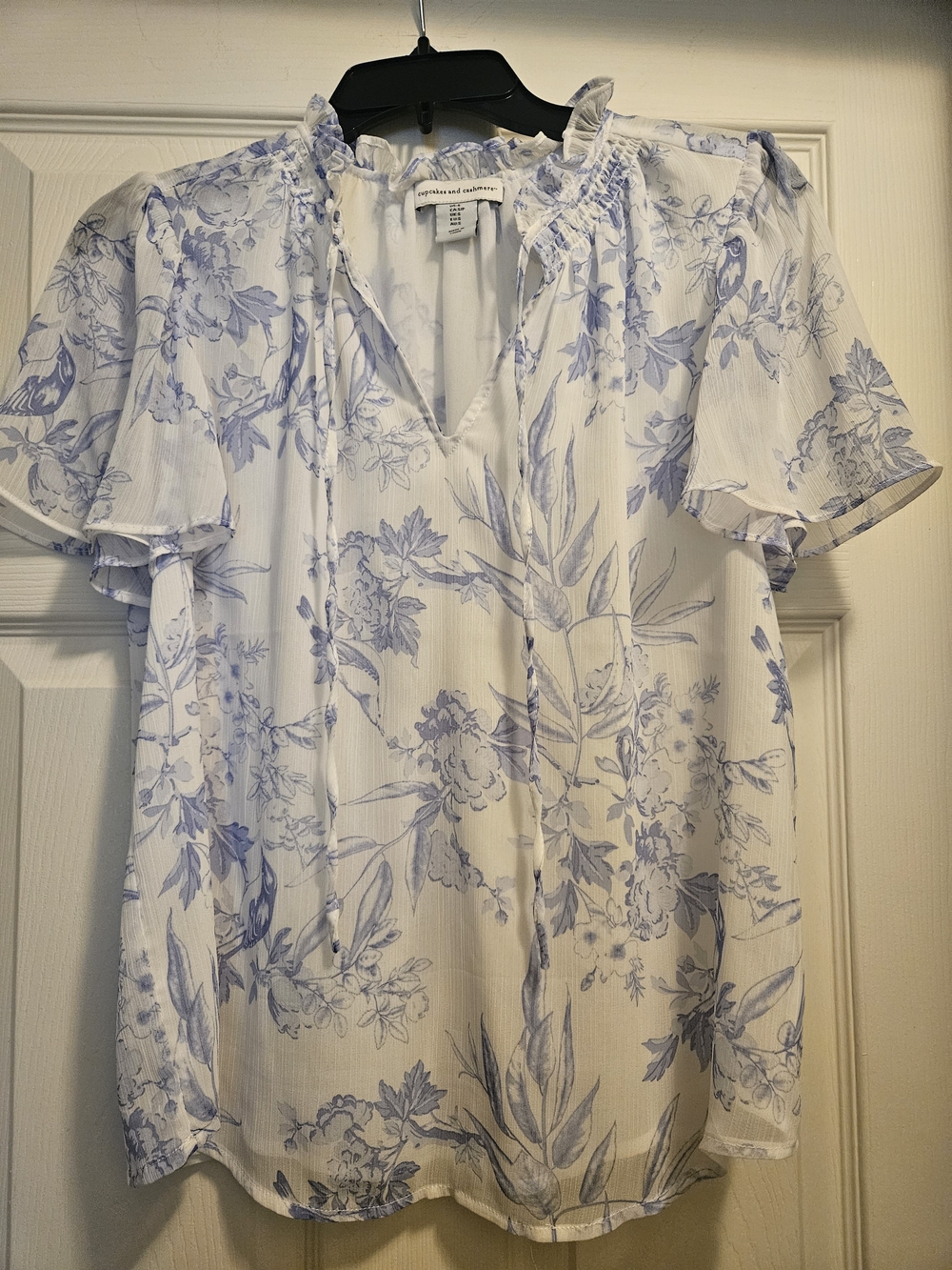 Apt. 9 White Blouse with Light Blue Floral Print and Ruffle Neck
